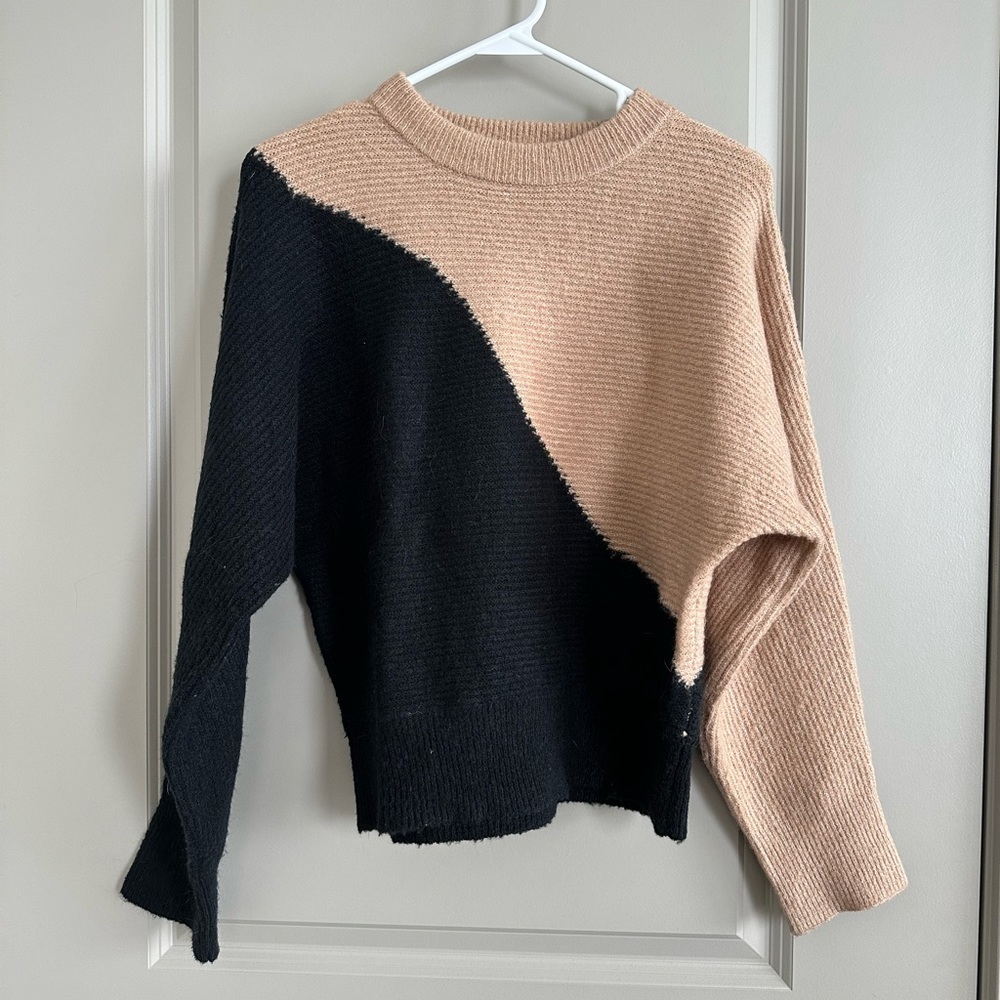 Blu Pepper sweater